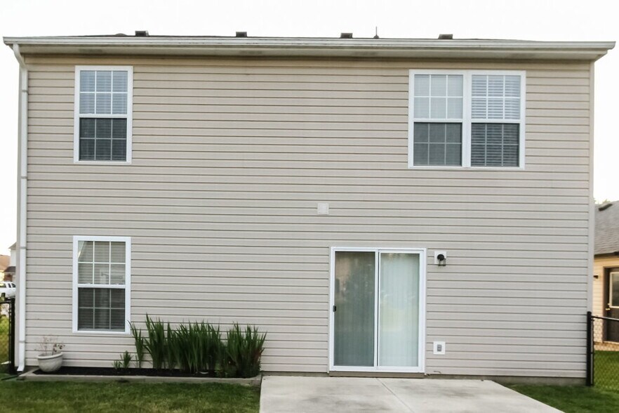 Building Photo - 1443 Egret Ln