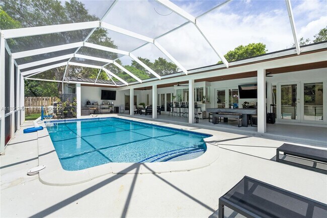 Building Photo - 7705 SW 171st Terrace