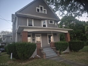 Building Photo - 699 W Exchange St