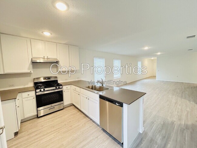 Building Photo - 1435 Riojas Rd
