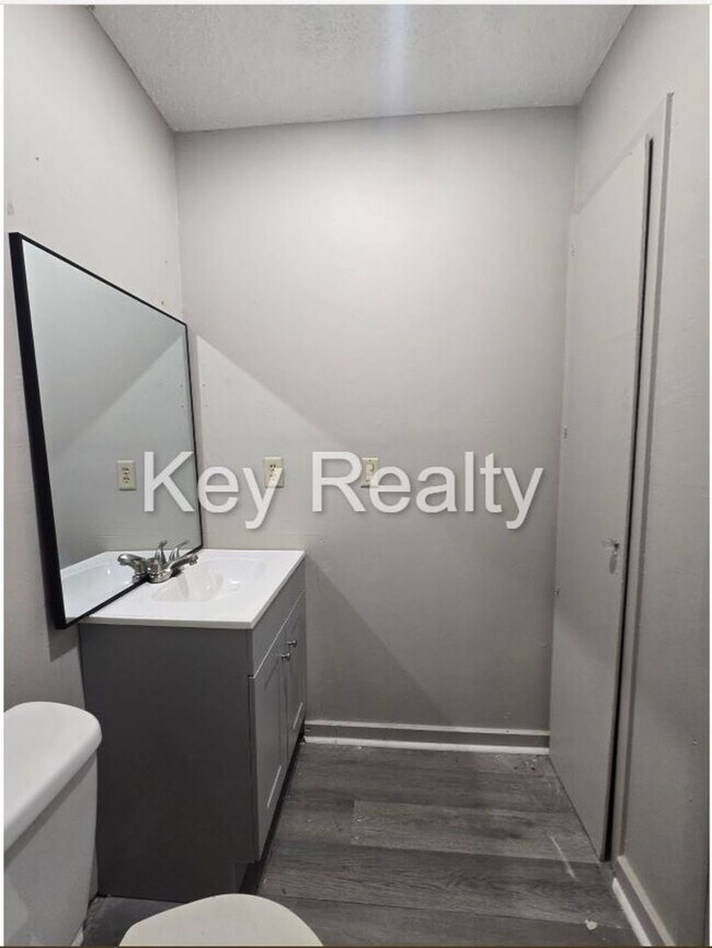 Building Photo - 413 - A Hickory - Wardville MOVE IN SPECIAL
