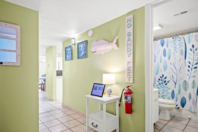 Building Photo - 1412 Eleventh Street-SI FL2-ID1023183P