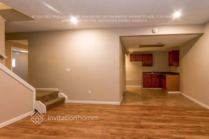Building Photo - 1497 S Andes Way