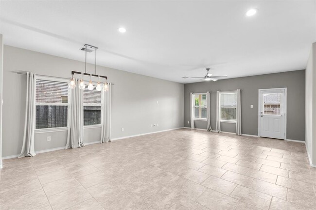Building Photo - 154 Meadow Mill Dr