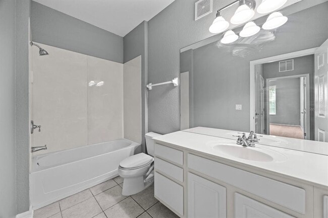 Building Photo - 1355 Venezia Ct