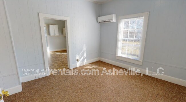Building Photo - 149 Wilson Dr
