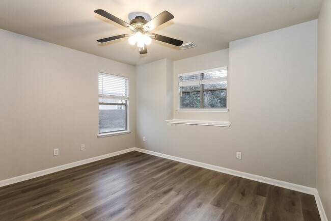 Building Photo - 6403 Misty Brook Bend Ct