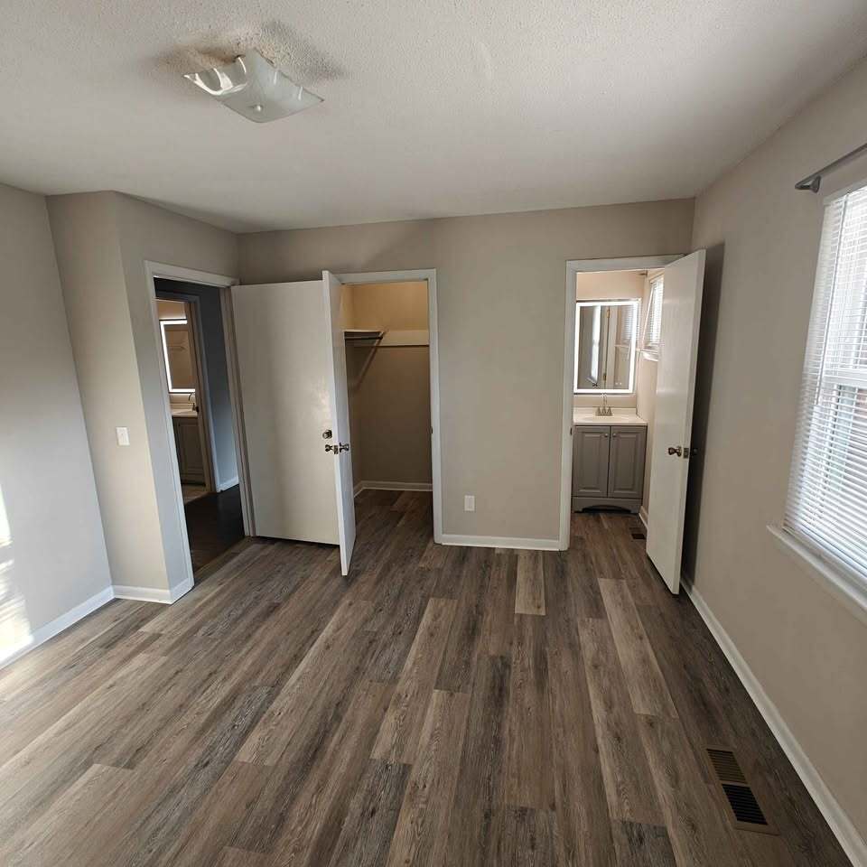 Building Photo - 4001 Lara Ln
