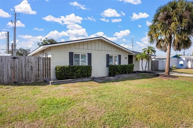 Building Photo - 3372 Tyne Ln