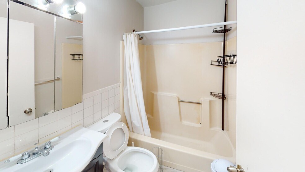 Building Photo - 65 Hammond St