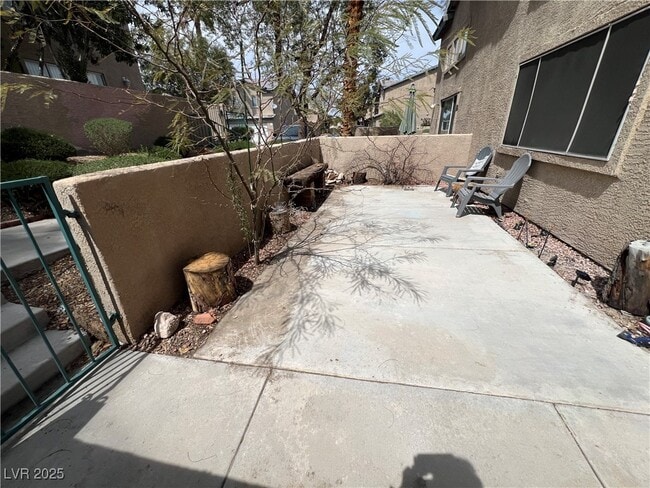 Building Photo - 5253 S Westwind Rd
