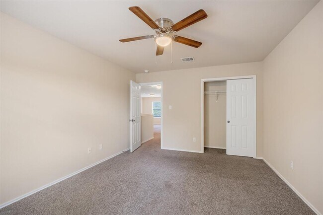 Building Photo - 27 Juniper Berry Way