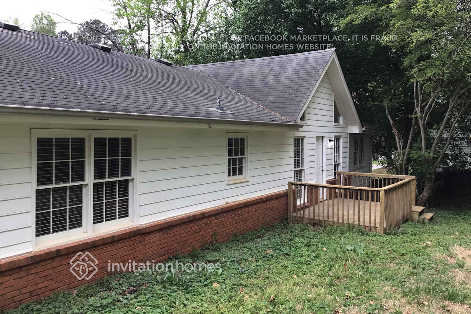 Building Photo - 1501 Sundale Dr