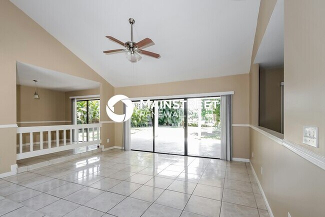 Building Photo - 3 Bedroom Pet-Friendly Home in Fort Pierce...