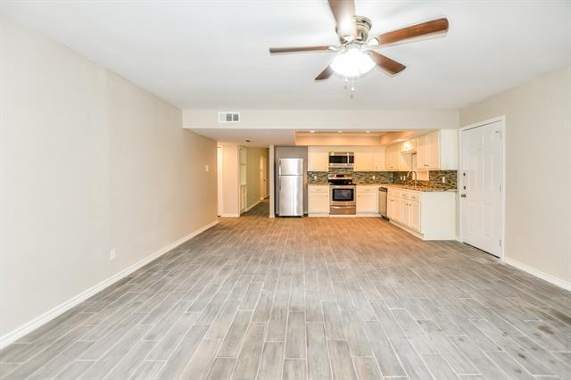 Building Photo - 2902 Branch Oaks Dr