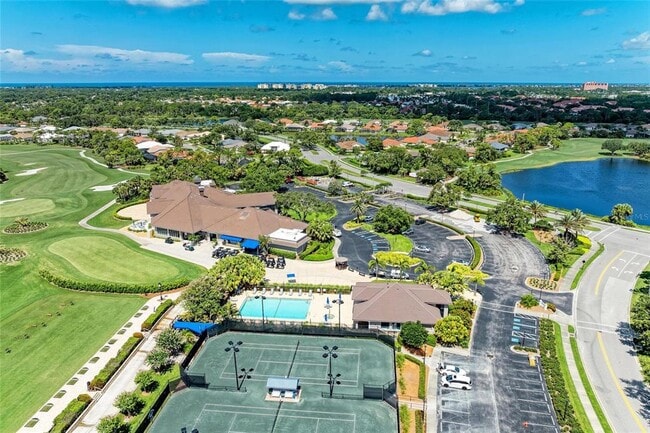 Building Photo - 9560 High Gate Dr