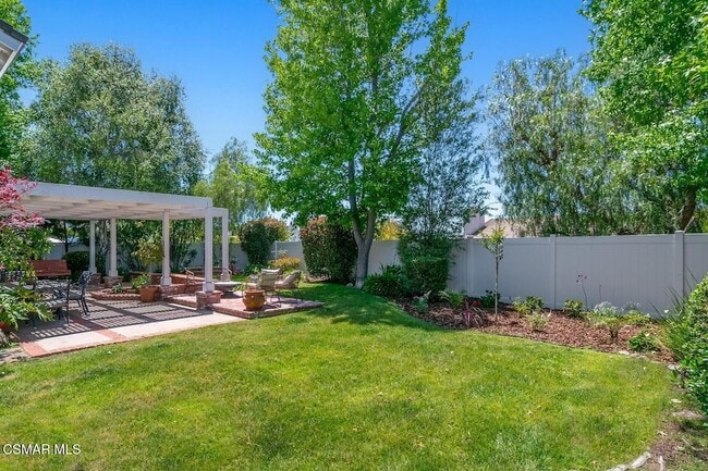 Building Photo - 907 Sagebrush Pl
