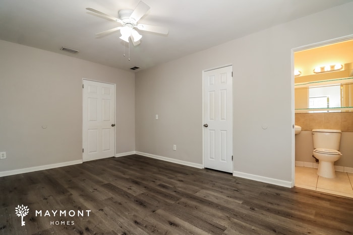 Building Photo - 1976 Drew Plaza