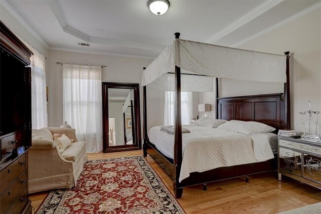 Building Photo - 5962 Spalding Park Pl