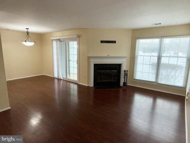 Building Photo - 311 Andover Pl