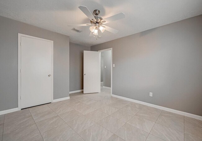 Building Photo - 3623 Campfield Ct