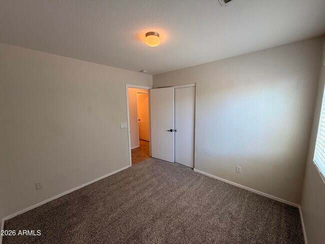 Building Photo - 8409 W Payson Rd