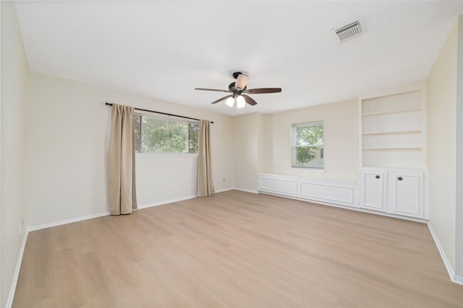 Building Photo - 14345 Misty Meadow Ln