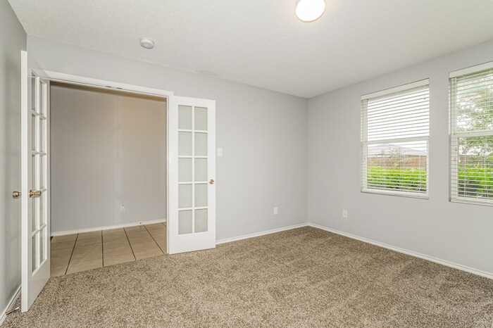 Building Photo - 16125 Windsong Ct