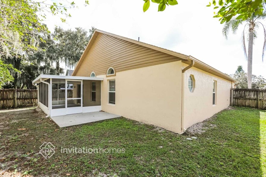 Building Photo - 809 Delfino Pl