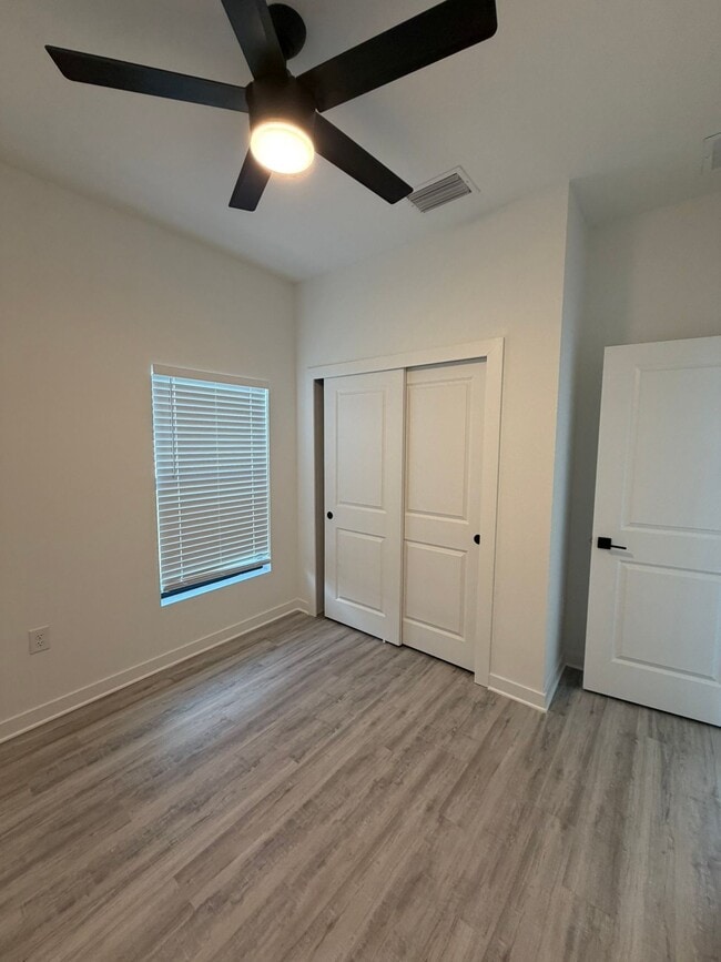 Building Photo - 4617 27th St SW