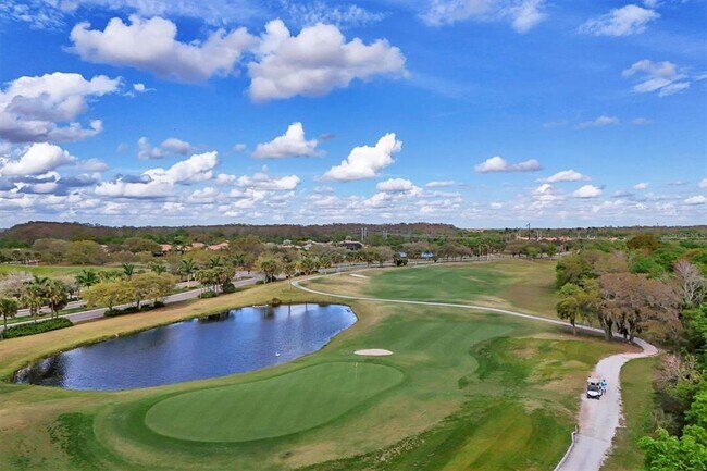 Building Photo - 819 Fairwaycove Ln