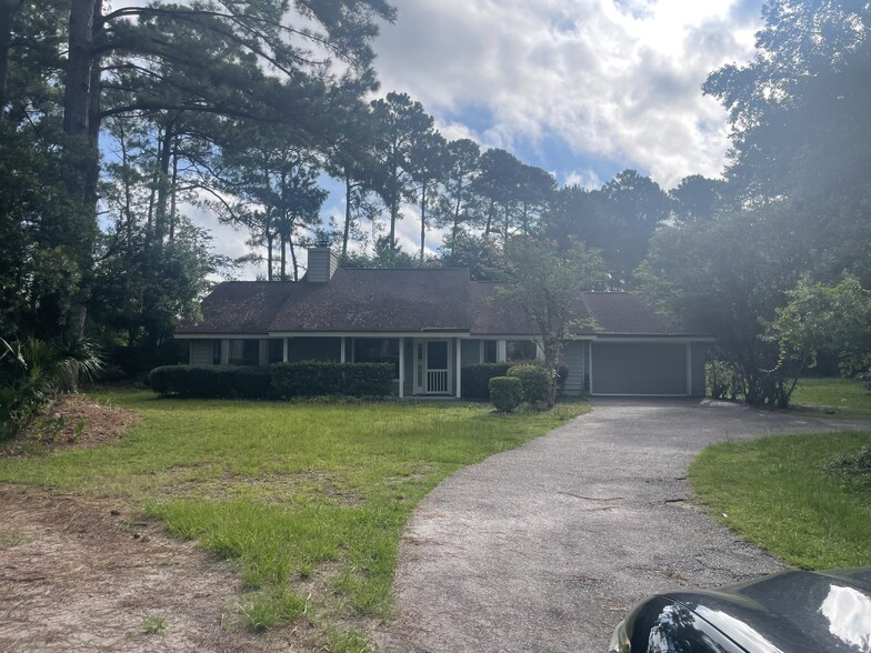 Primary Photo - 54 Sugaree Dr
