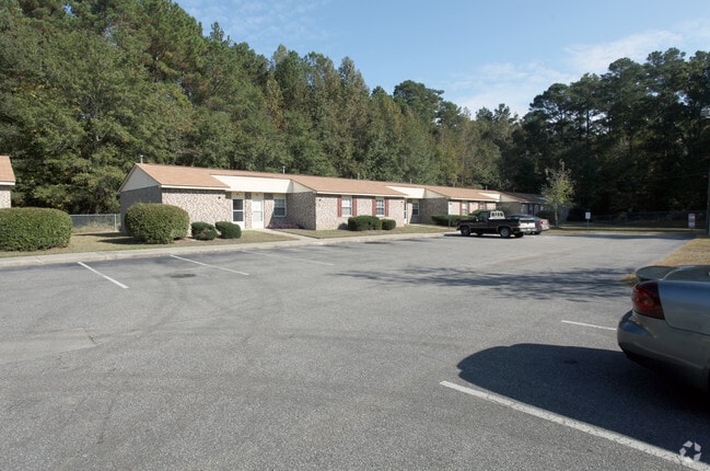 Building Photo - Cannon Court Apartments
