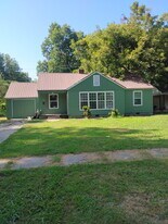 Building Photo - 1611 Holly St