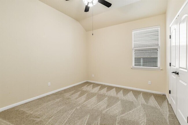 Building Photo - 2037 Tribal Way