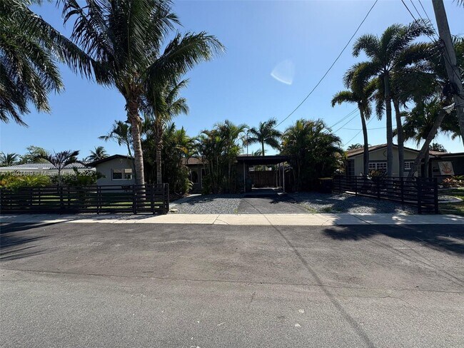 Building Photo - 963 Nautilus Isle
