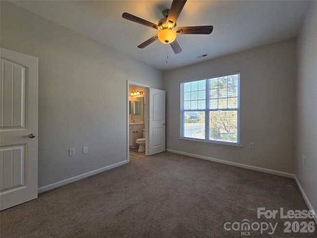 Building Photo - 15437 Coventry Ct Ln