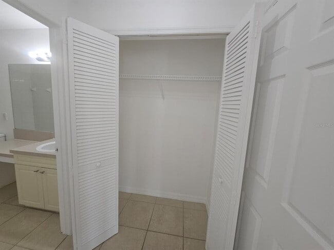 Building Photo - 601 Washington Palm Loop