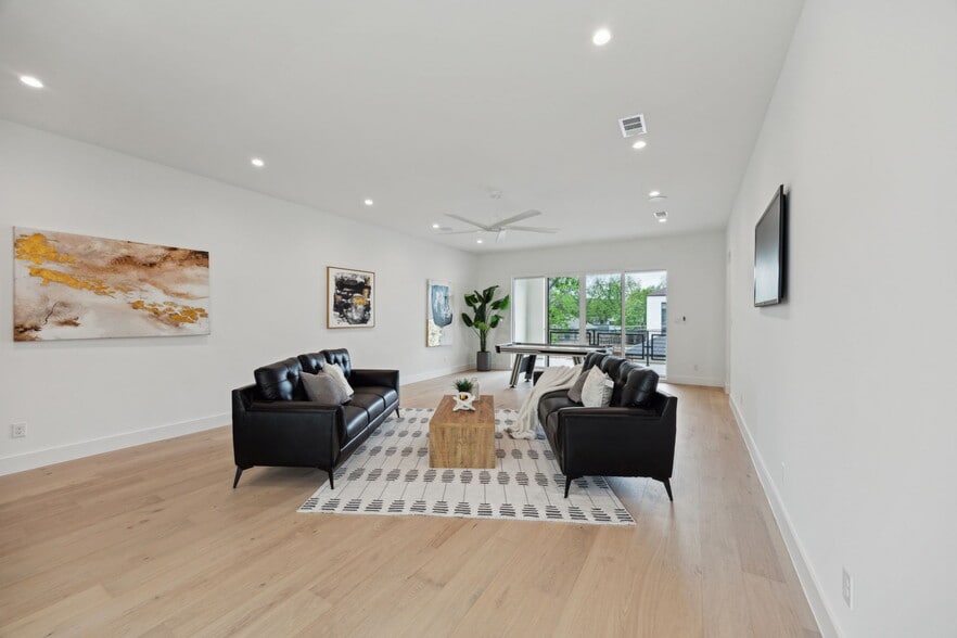 Building Photo - 3815 Hawick Ln