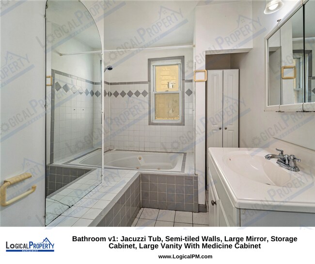 Building Photo - REMODELED 2/1 Rnch-New Floors,Frig,Cvrd Pr...