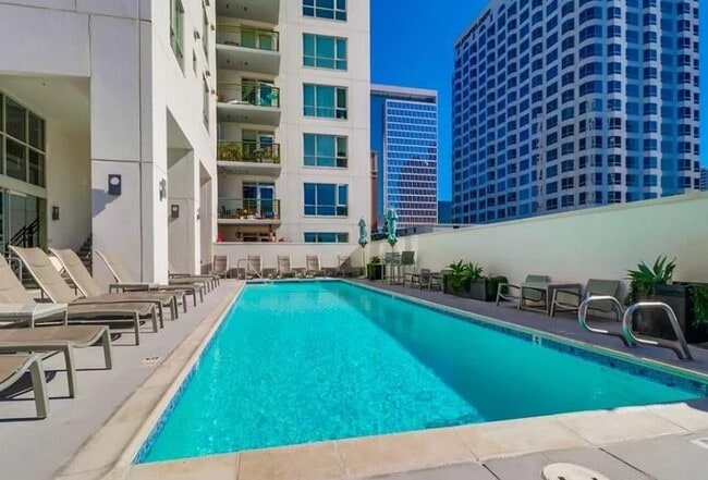 Building Photo - 1277 Kettner Blvd
