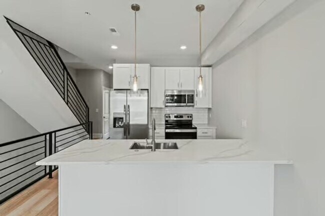 Building Photo - 2114 N 8th St