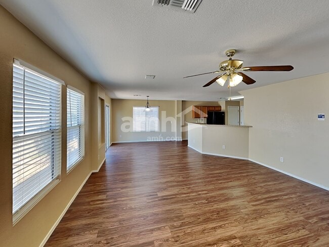 Building Photo - 6179 E Bramble St