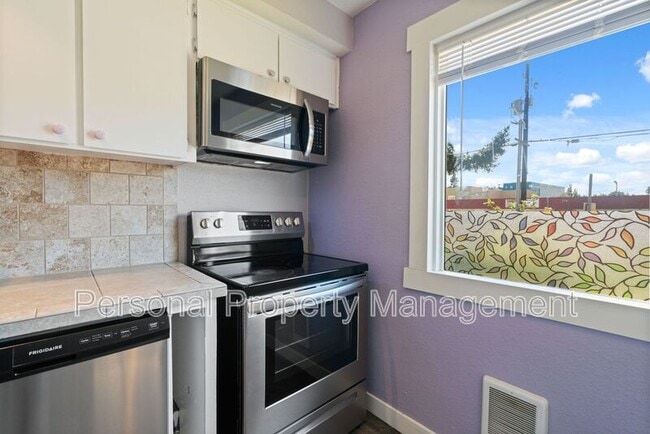 Building Photo - 2311 Neals Ln