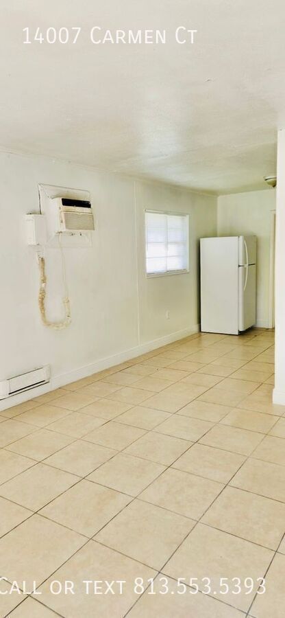 Building Photo - 14007 Carmen Ct