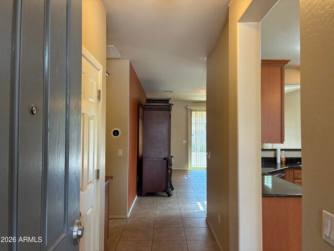 Building Photo - 8011 S 70th Dr