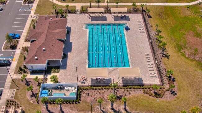 Building Photo - 130 Huesca Ct