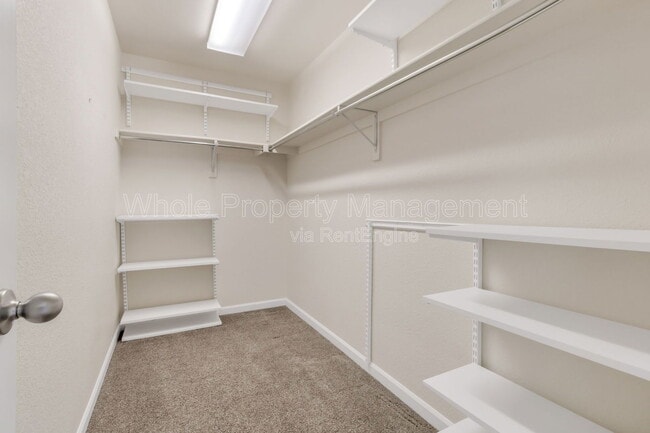 Building Photo - 2933 Central Park Blvd