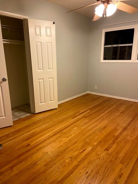 Guest Bedroom - 914 Oleander St