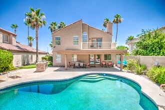 Building Photo - 4bd, 3ba on Arrowhead Golf Course!